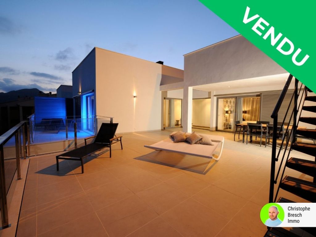 Estimation immobilière à La Panouse à Marseille 9e avec exemple de maison contemporaine vendue avec terrasse