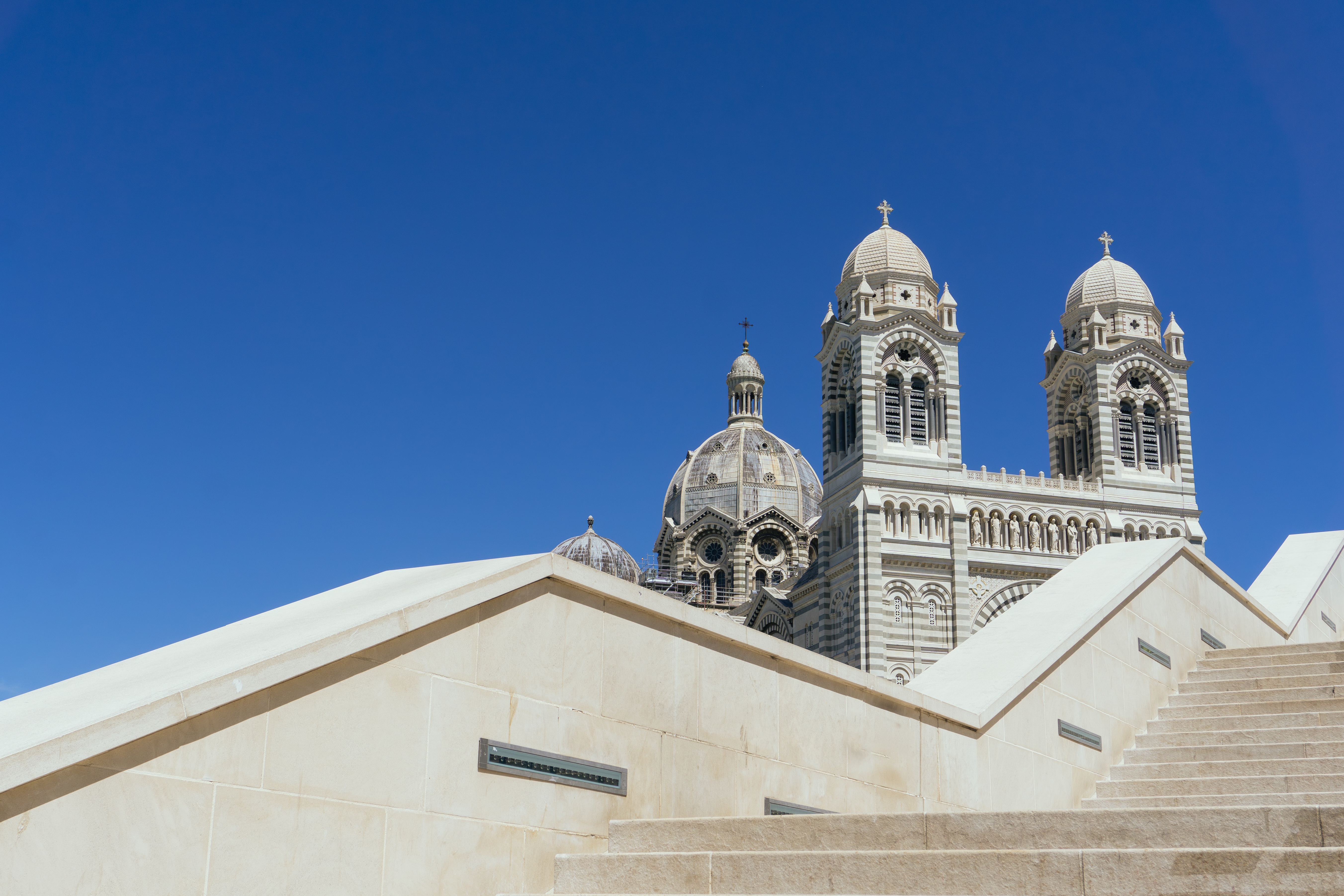 Illustration Marseille, ville où investir – Llinares, agence immobilière à Marseille 9e